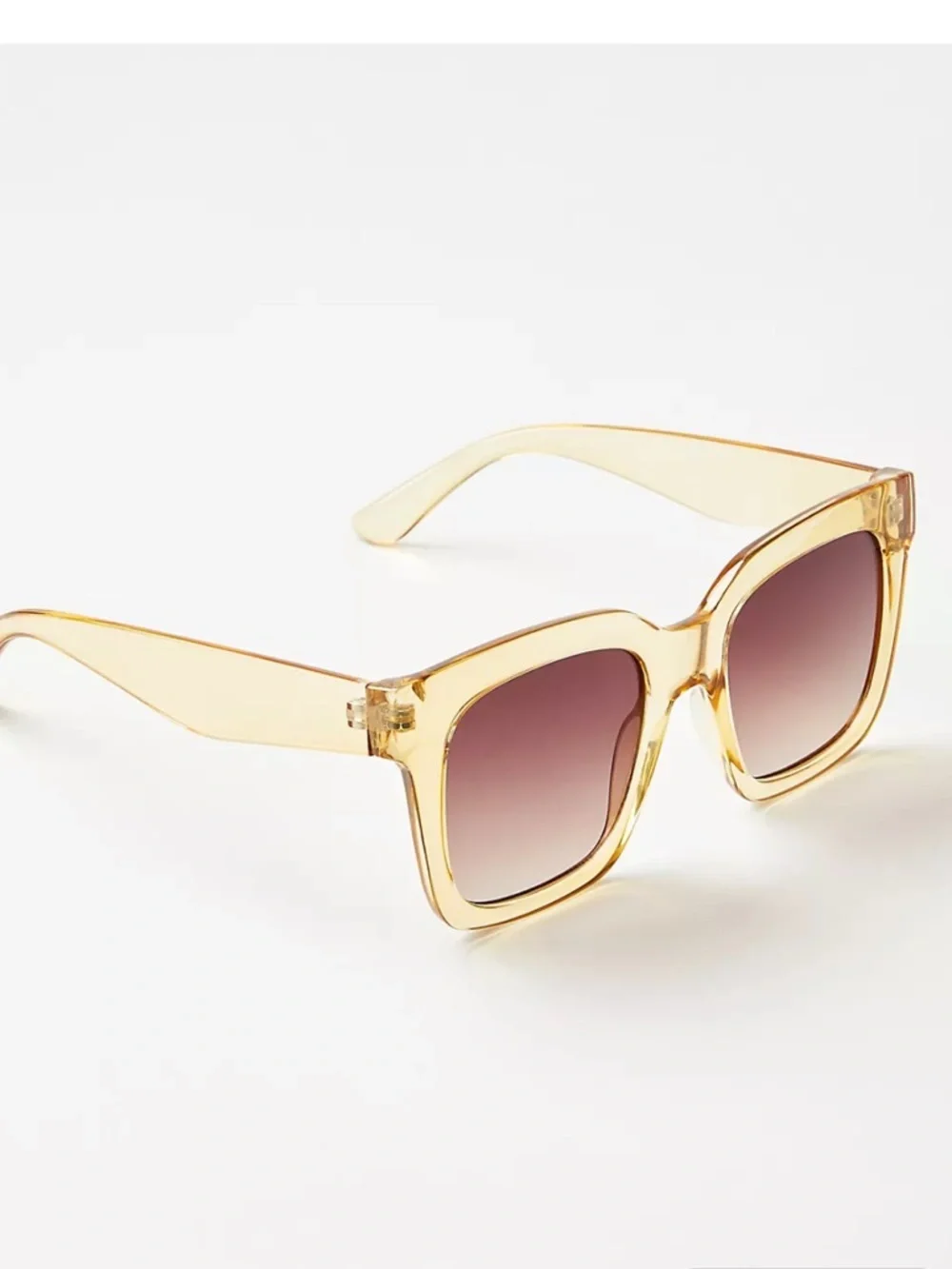 Crystal Finish Square Sunglasses